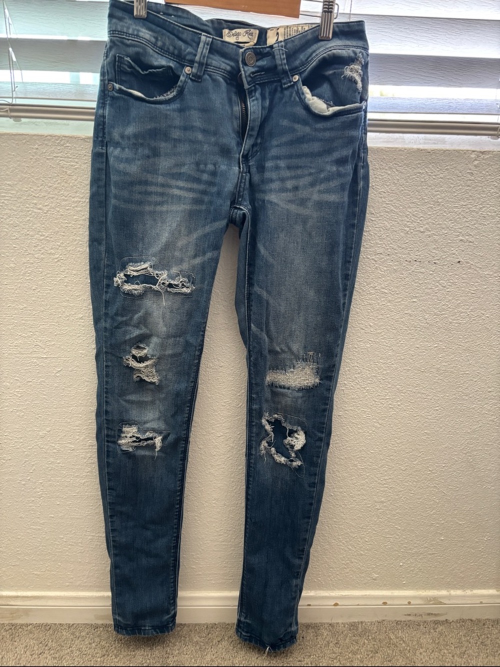 Distressed Dark Blue Women's Skinny Jeans